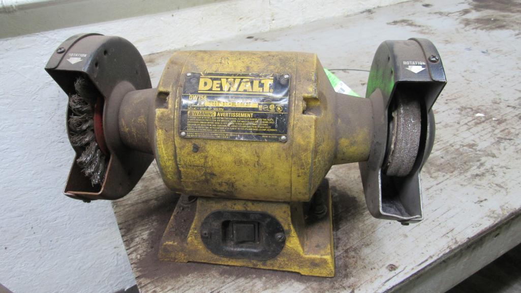 DeWalt DW756 6" Double End Bench Grinder