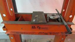 Hi-Quality Equipment Co. 20 Ton Press