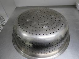 Colander