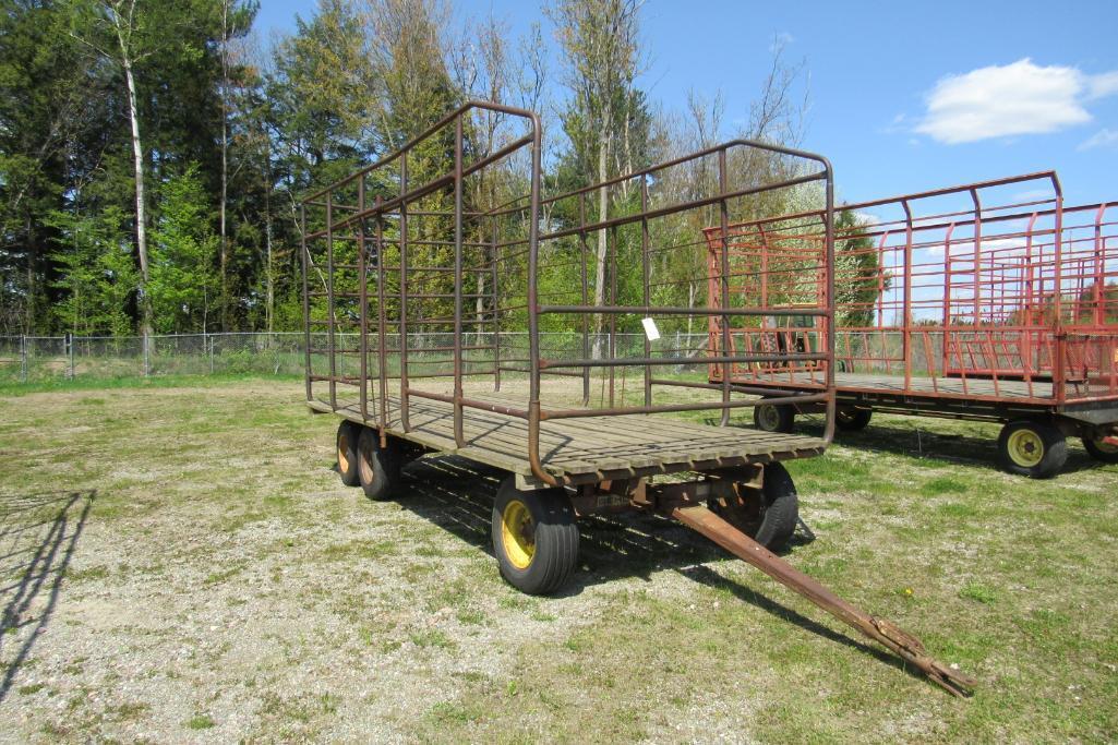 Gehl Hay Wagon