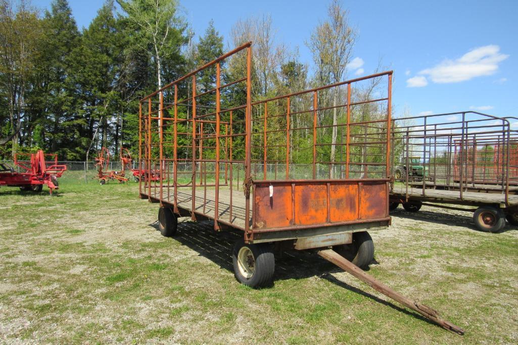 Bale King Hay Wagon