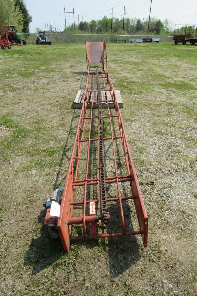 Dynavent Hay Bale Elevator