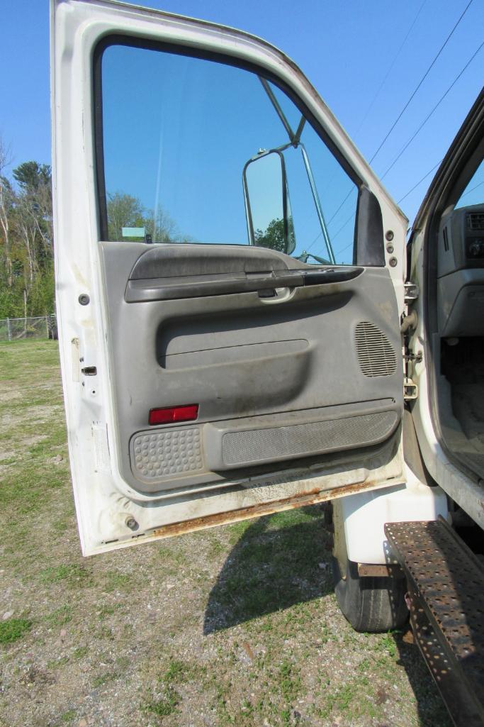 Ford Model F750 XLT Single Axle Dump Truck