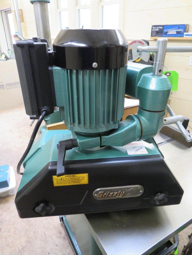 Grizzly Model G1026 Wood Shaper