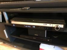 Samsung Model HT040 Home Cinema receiver 5.1 with multi DVD player