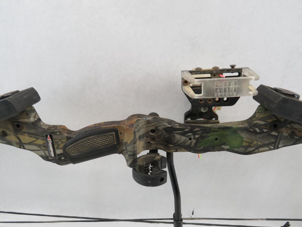 Champion "Badger" Compound Bow