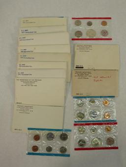 (12) U.S. Mint Sets