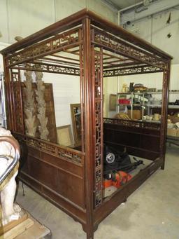 Queen Size Oriental Style Harwood Canopy Bed