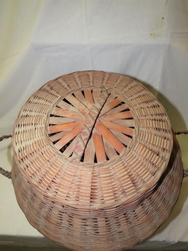 Feather Basket