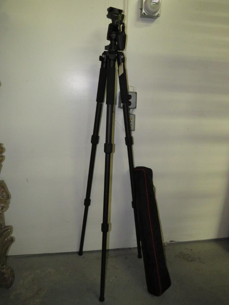 Induro Stealth CTL 303 Tripod