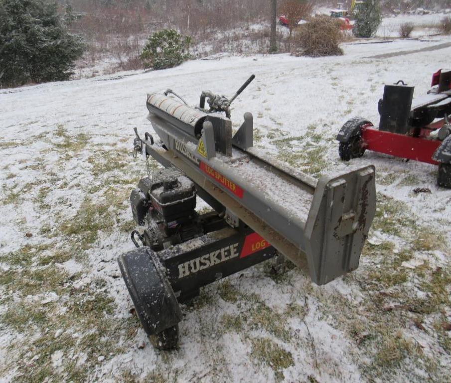 Huskee 35-Ton Log Splitter