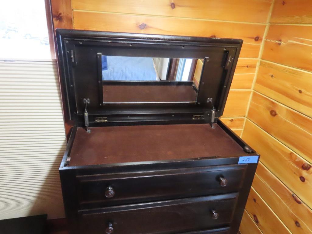 (4) Piece Bedroom Set by Legacy Traditions