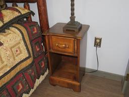 1-Drawer Pine Nightstand