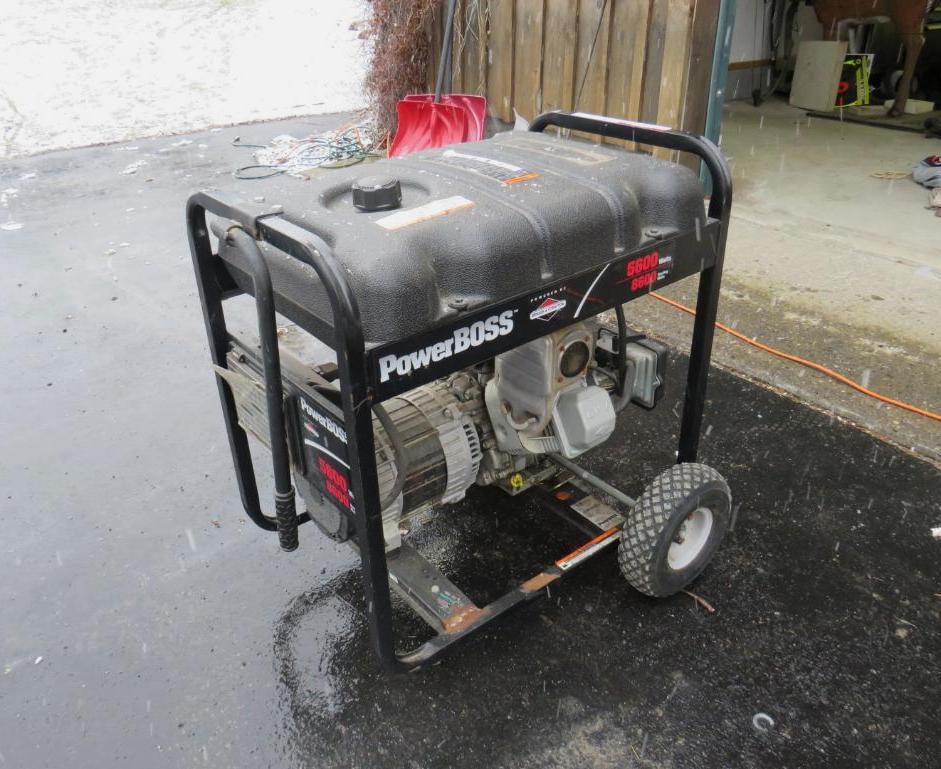 Powerboss 5600 Watt Gas Generator