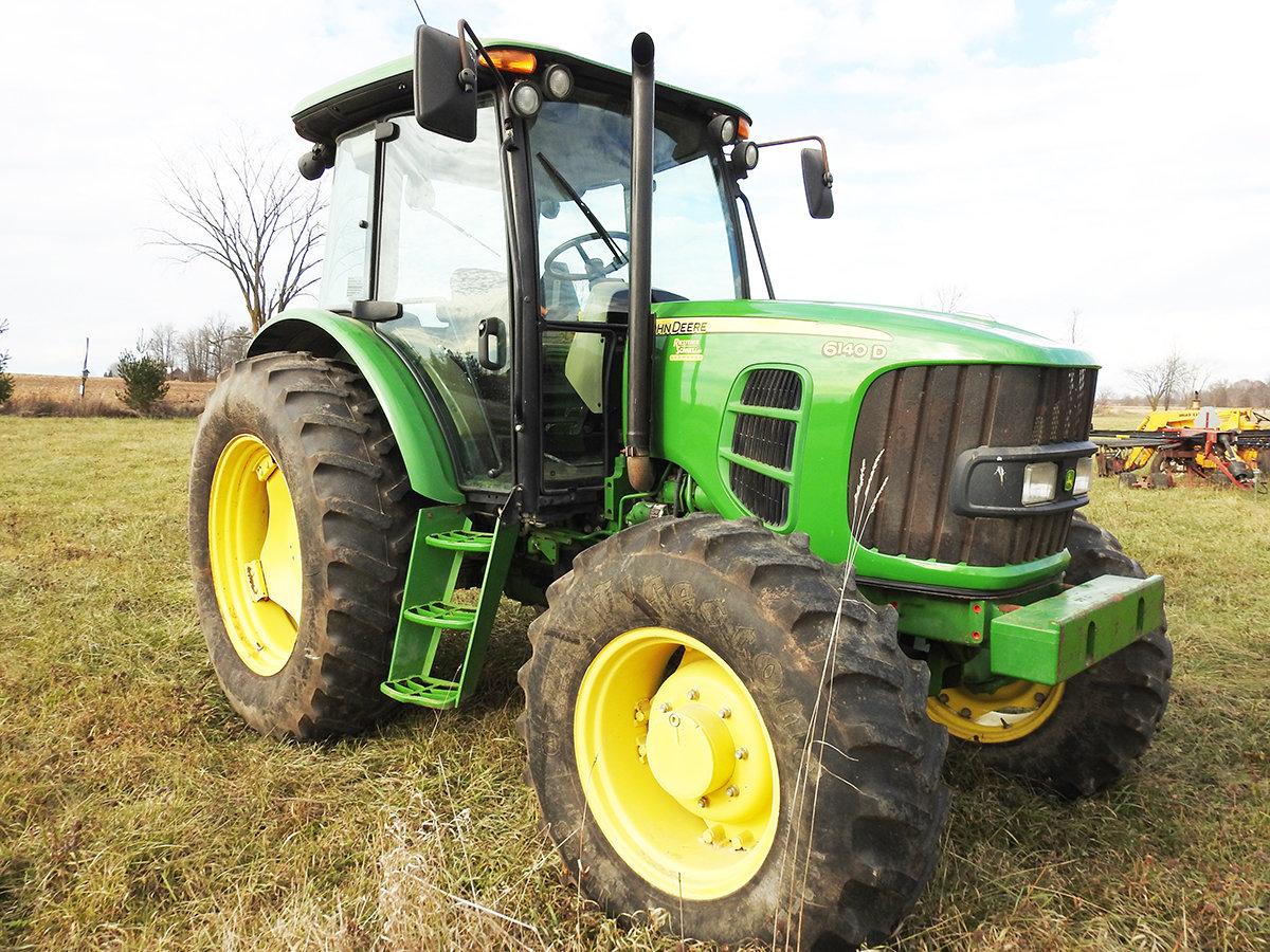 John Deere 6140 D tractor