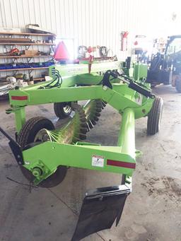 Schulte SRW1400 Rock Windrower