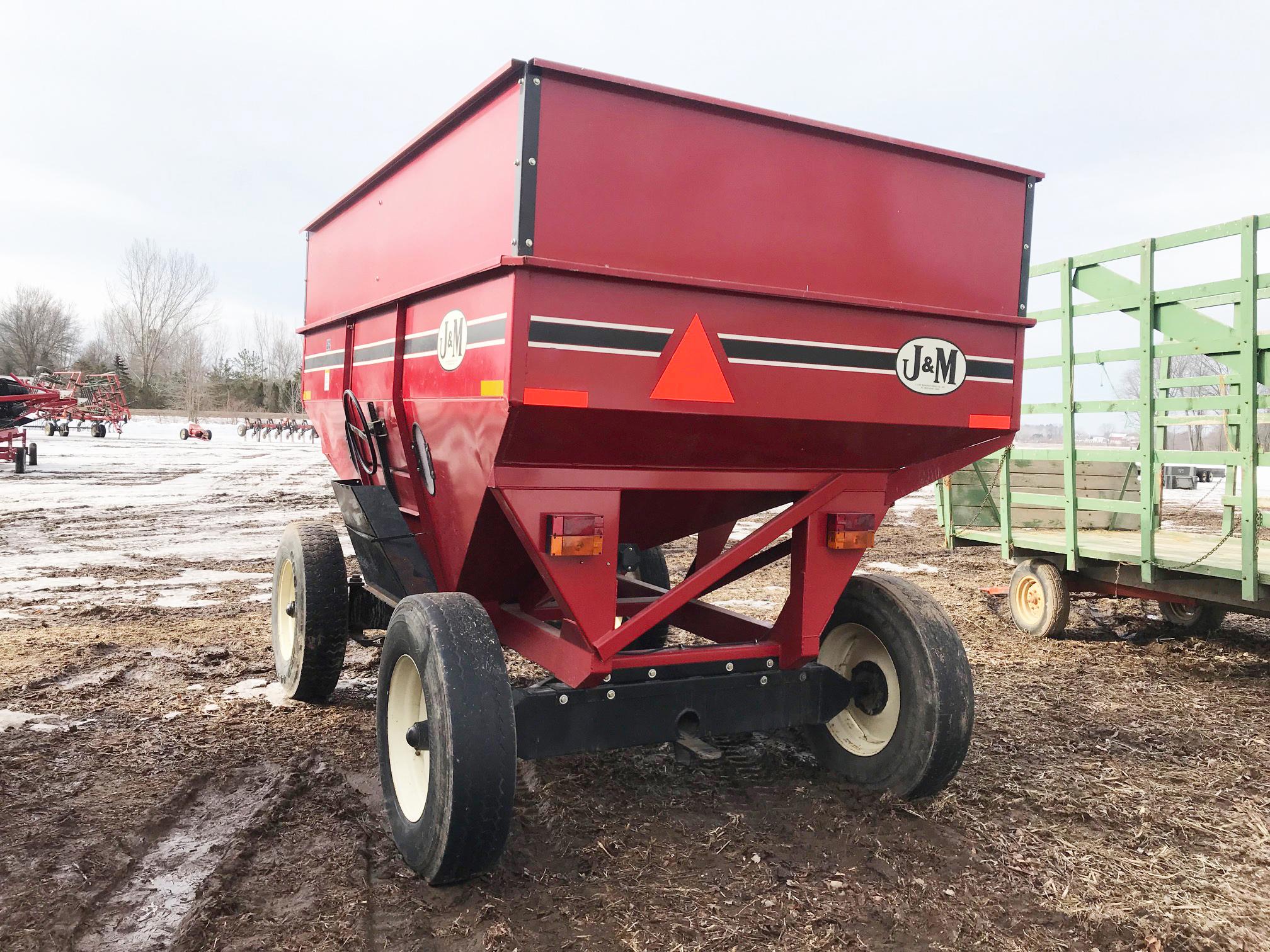 J&M 385-SD Gravity Wagon