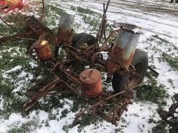 Antique 2 Row Planter