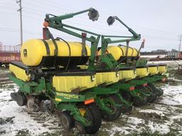 John Deere 1760 12 Row MaxEmerge Planter