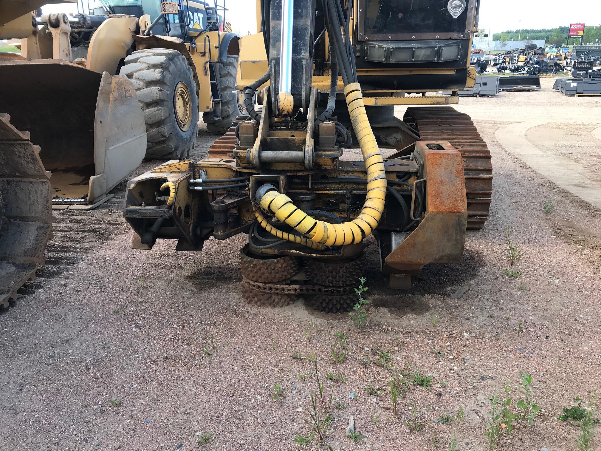 2004 Fabtek 133 Harvester w/ Processing Head