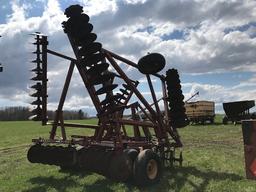 Massey Ferguson 820 Disc