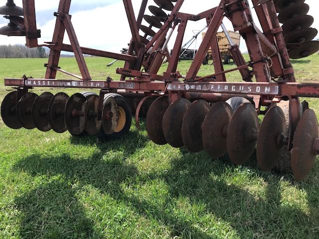 Massey Ferguson 820 Disc