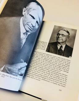 Carl Sandburg: A Pictorial Biography (1967) SIGNED BY EDITORS