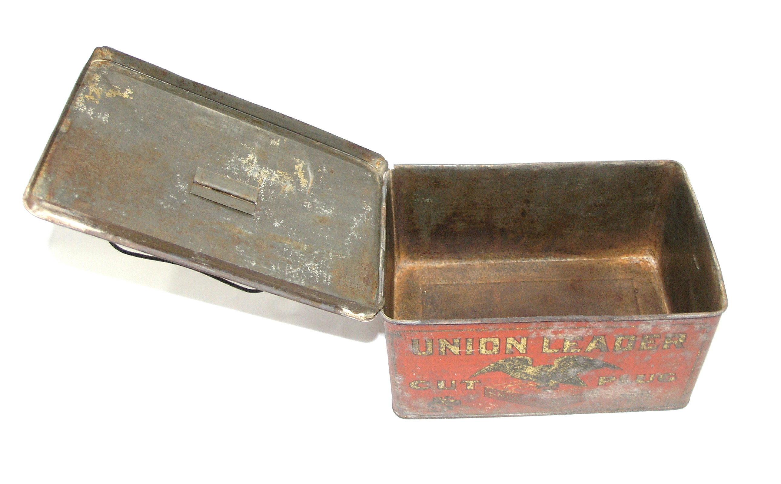 Early 1900s Union Leader Cut Plug Tobacco Tin 5-1/4" x 7-3/4" x 4-1/4".