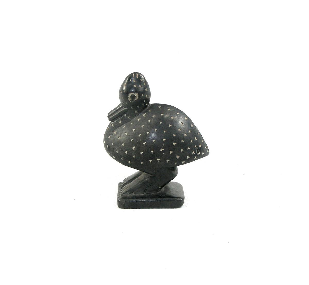 Vintage American Indian Stone Carved Bird. Marked  "Isaya" on The Bottom.