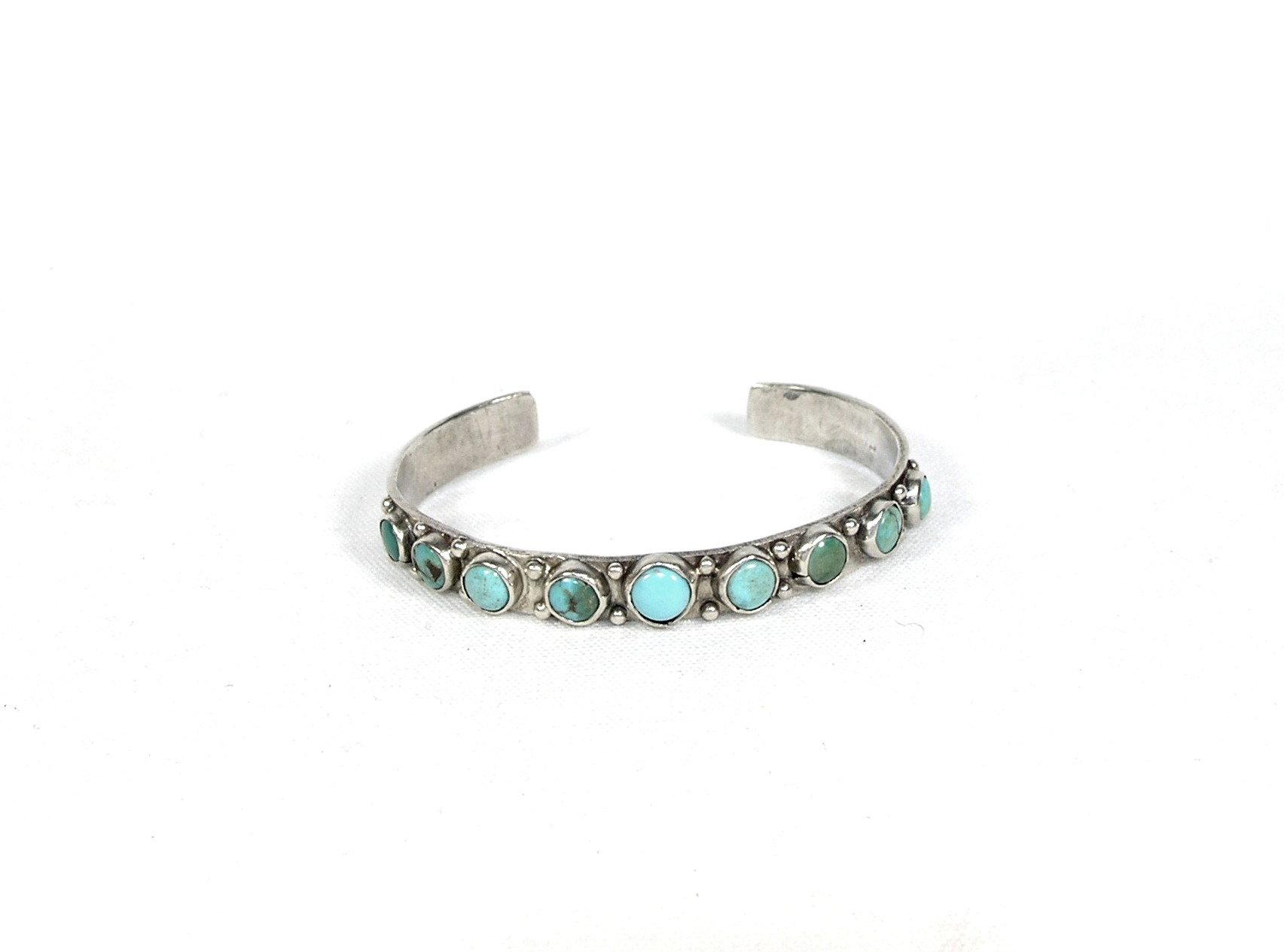 Vintage Native American Sterling Silver Wrist Bracelet With 9 Turquoise Sto
