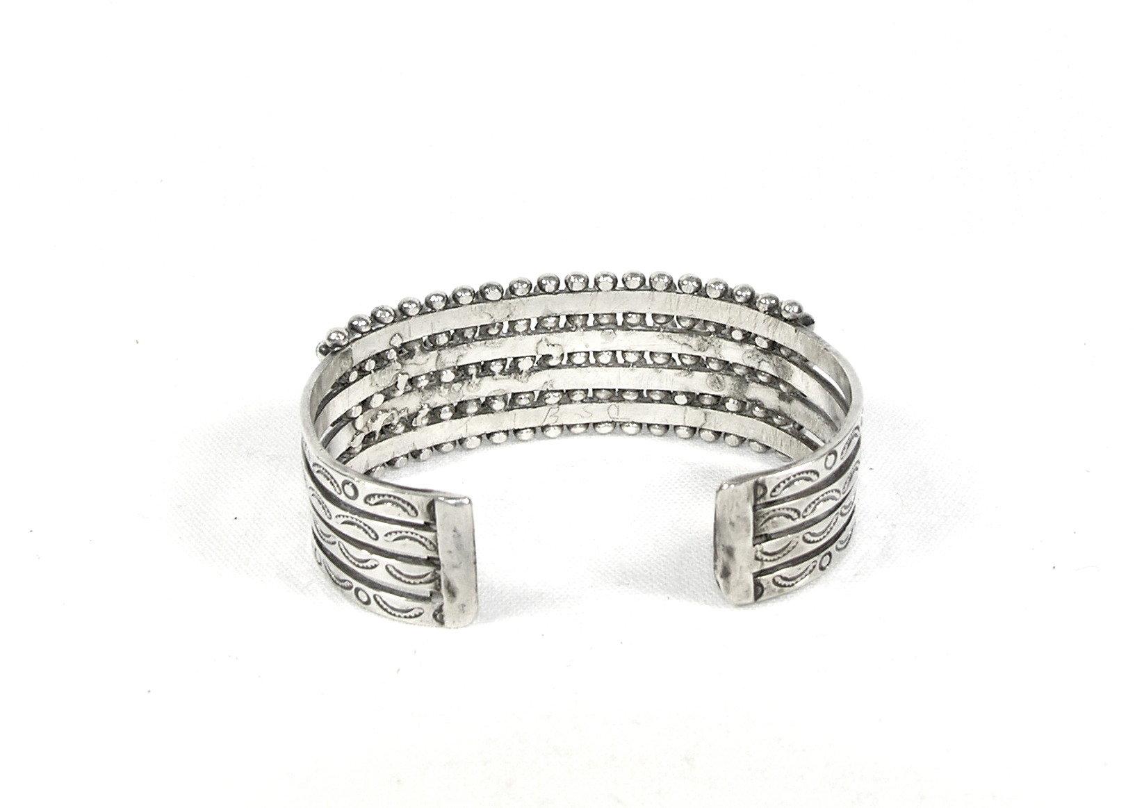 Vintage Native American Sterling  Silver Wristband Bracelet With 72 Small T