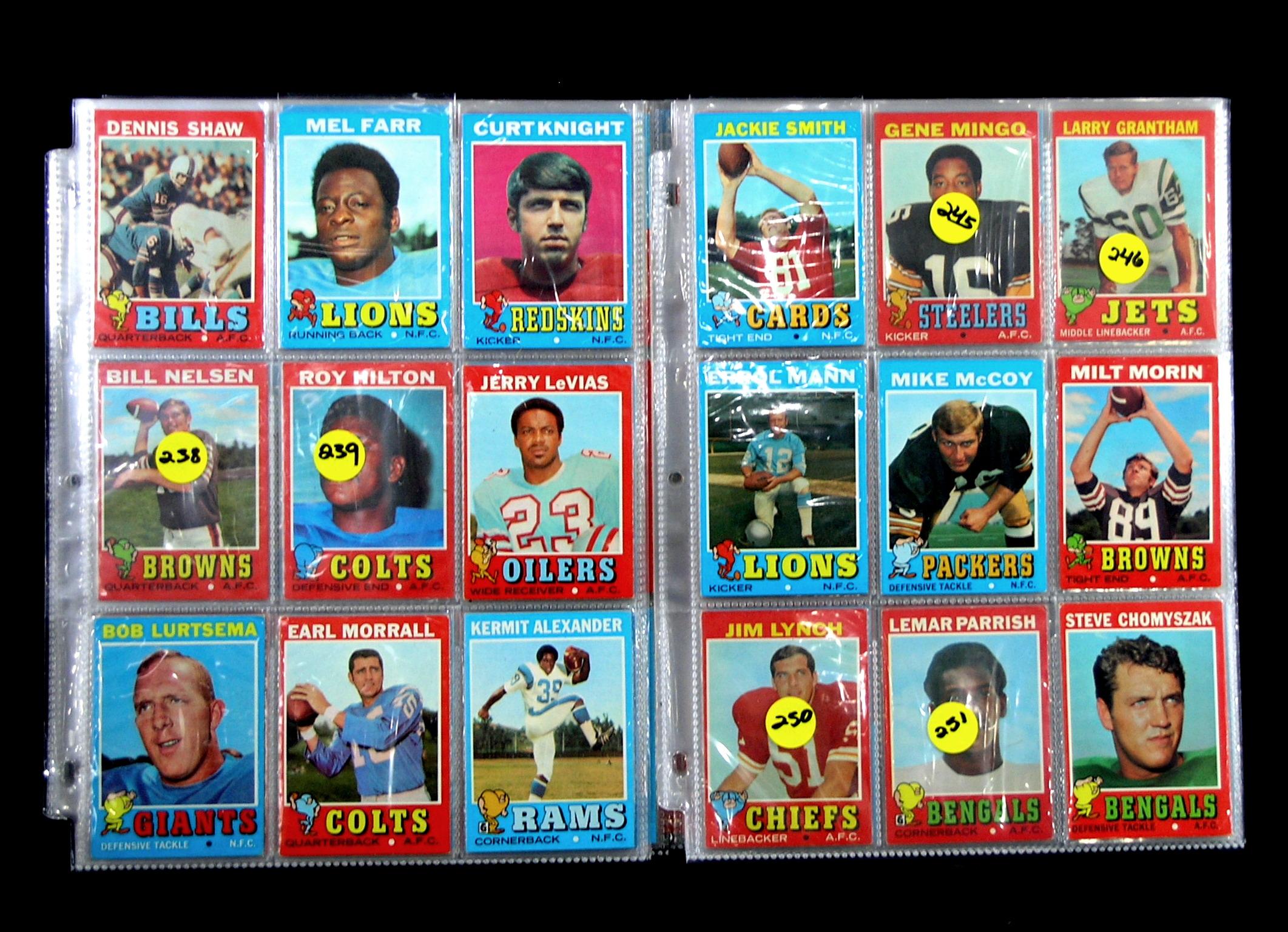 1971 Topps Partial Football Card Set. Only Missing (38) of the 263 Cards To