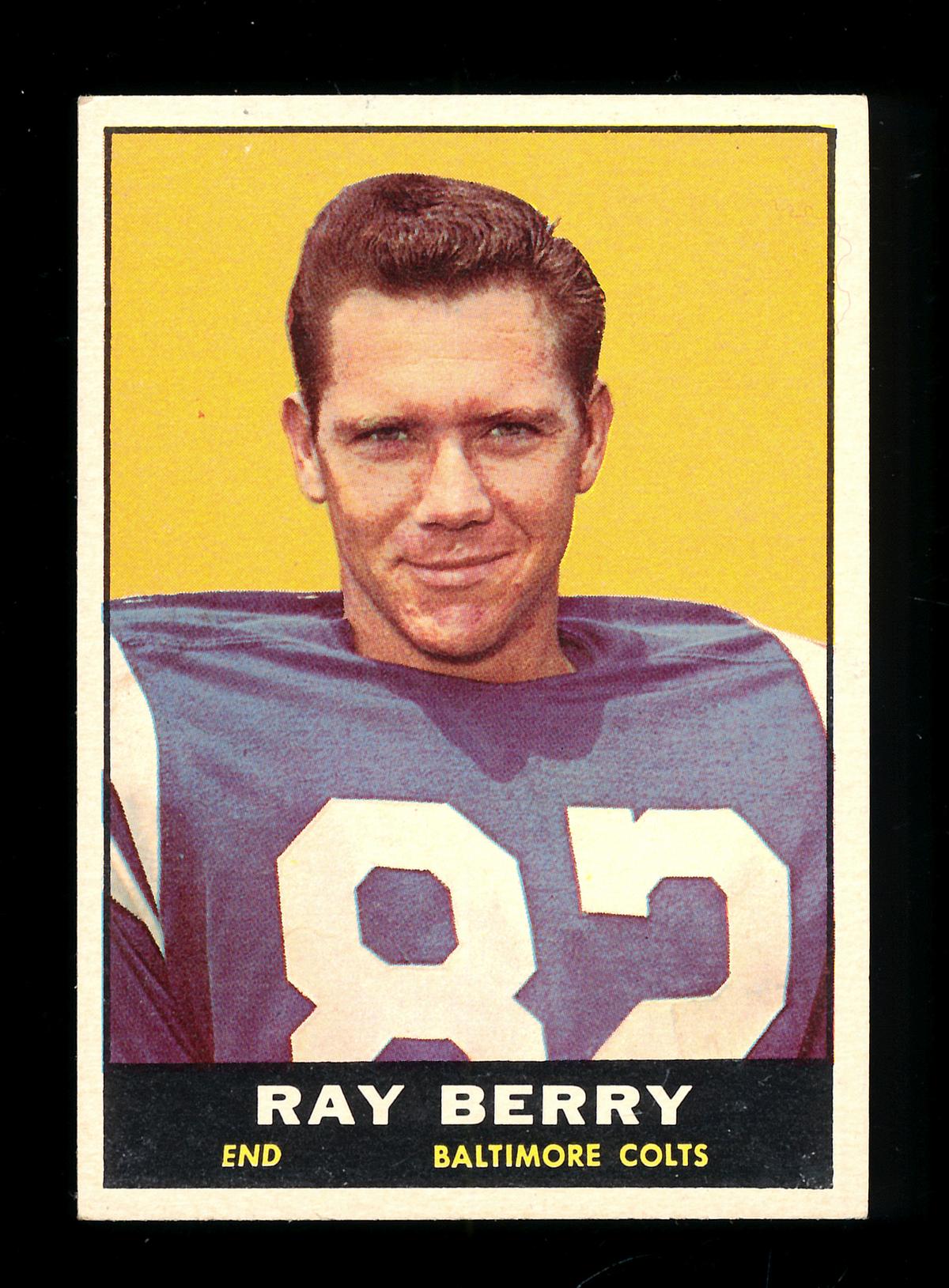 1961 Topps Football Card #4 Hall of Famer Raymond Berry Baltimore Colts. EX