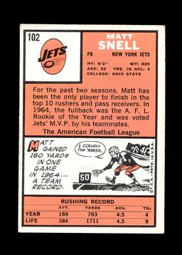 1966 Topps Football Card #102 Matt Snell New York Jets. EX/MT Condition.