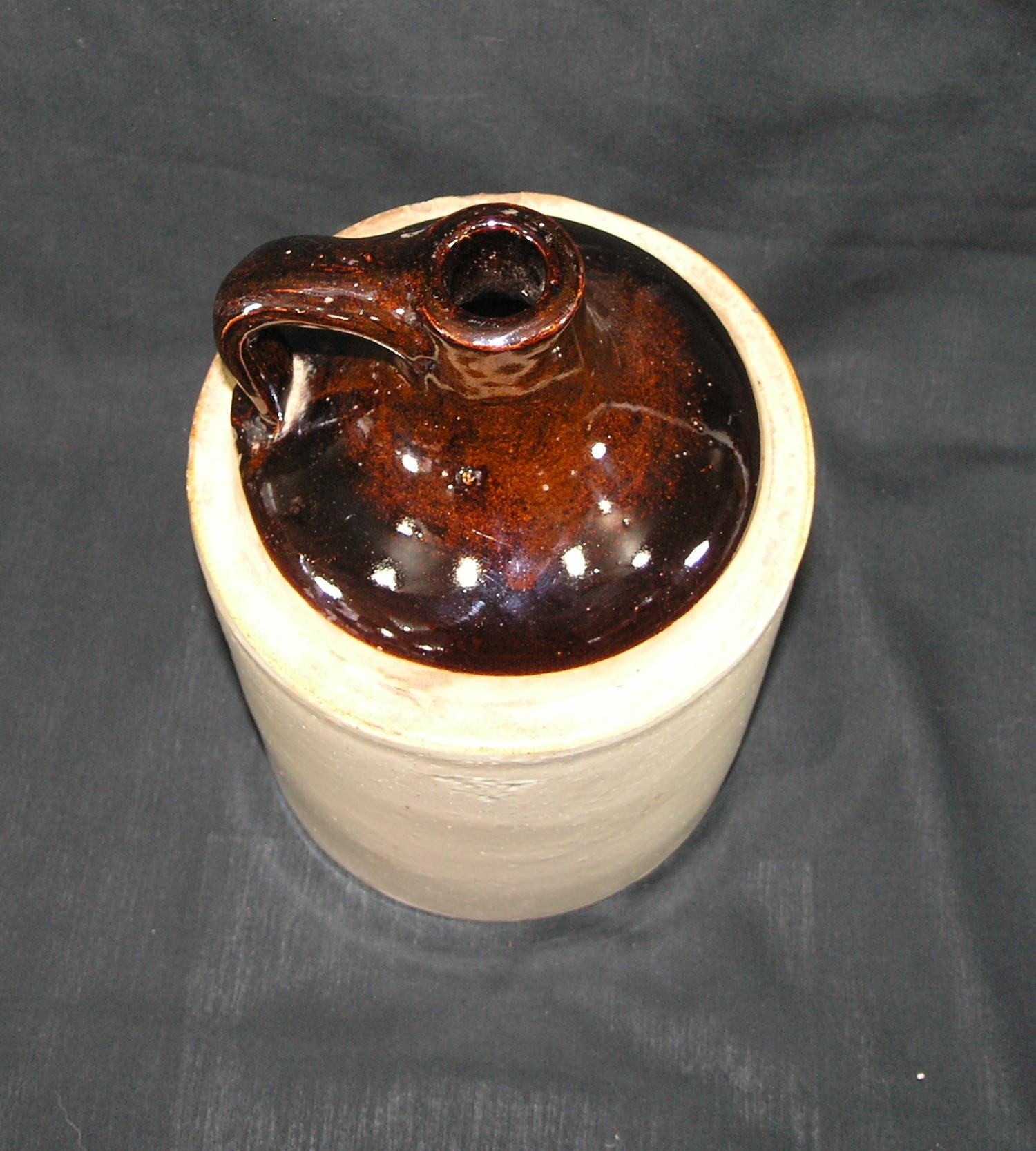 Vintage Unmarked 1 Gallon Stoneware Shoulder Jug. Some Chips And Blemishes