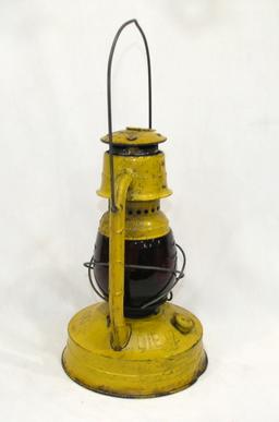 Vintage Dietz Model No. 100 Cold Blast Lantern Manufactured Syracuse New yo