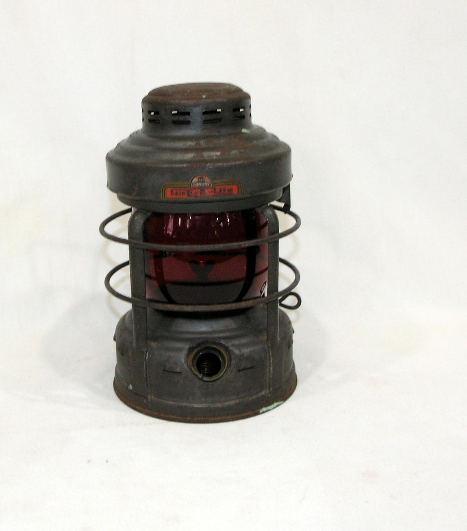 Vintage 1950's Embury Kerosene "Luck-E-Lite" 30 Day Buoy Lantern With Origi