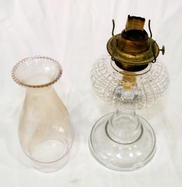 Vintage Eagle Clear Glass Kerosene Lamp With Clear Glass Chimney No Cracks