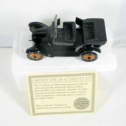 Diecast Replica of 1925 Ford Model T Touring From National Motor Museum Min