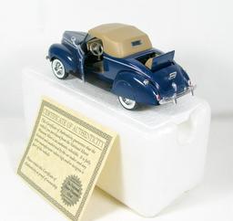 Diecast Replica of 1939 Ford Deluxe Convertible Coupe From National Motor M