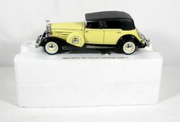 Diecast Replica of 1933 Cadillac from Signature Models for National Motor M