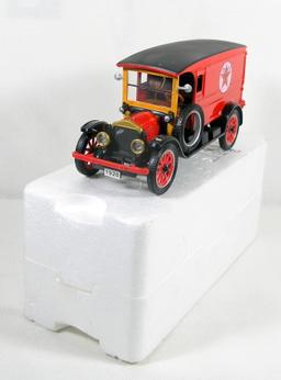 Diecast Replica of 1920 White Delivery Van  (Texaco) from Signature Models