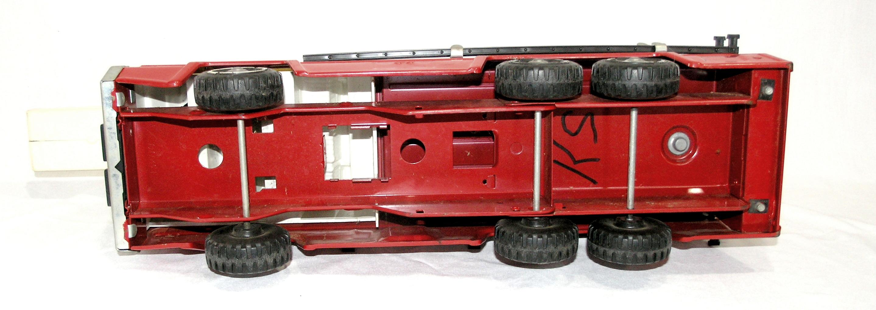 1970s Tonka Extention Ladder Toy Fire Truck. Ladder works great. Very Good