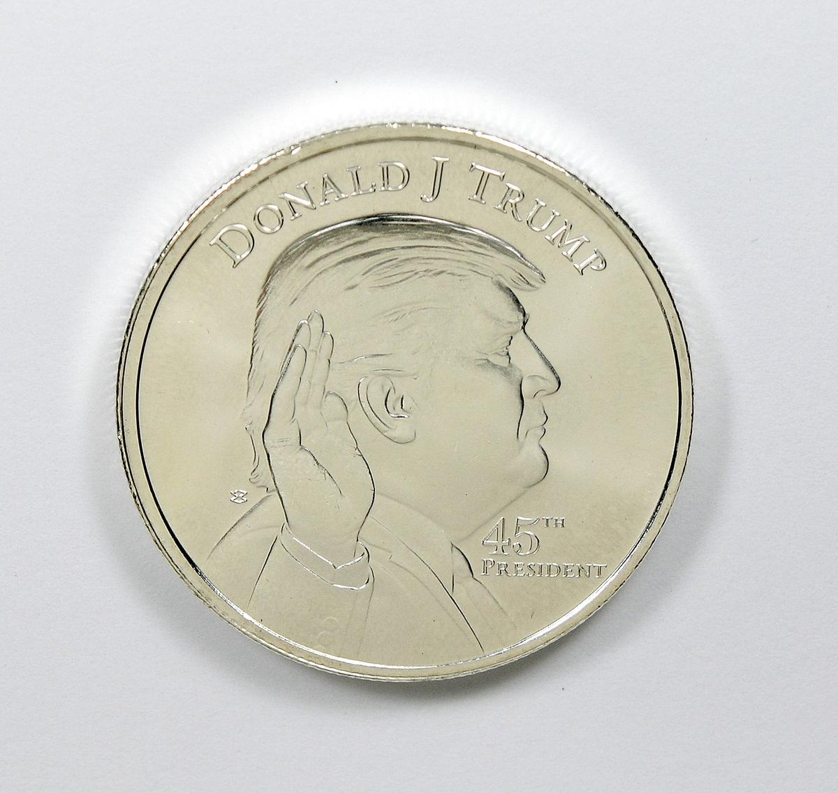 209.    1 Oz.  Silver Rd. “Donald Trump/White House”