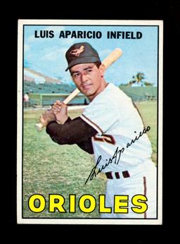 1967 Topps Baseball Card #60 Hall of Famer Louis Aparicio Baltimore Orioles