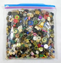 3 Pound Bag of Mixed Vintage & Newer Buttons