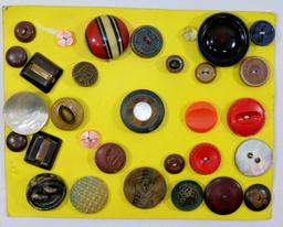 Group of Misc. Mixed Vintage & Newer Buttons. Some Plastic, Some Metal & Ot