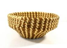 Vintage AZ Papago Indian Woven Basket.  It measures 8 1/2" in diameter and