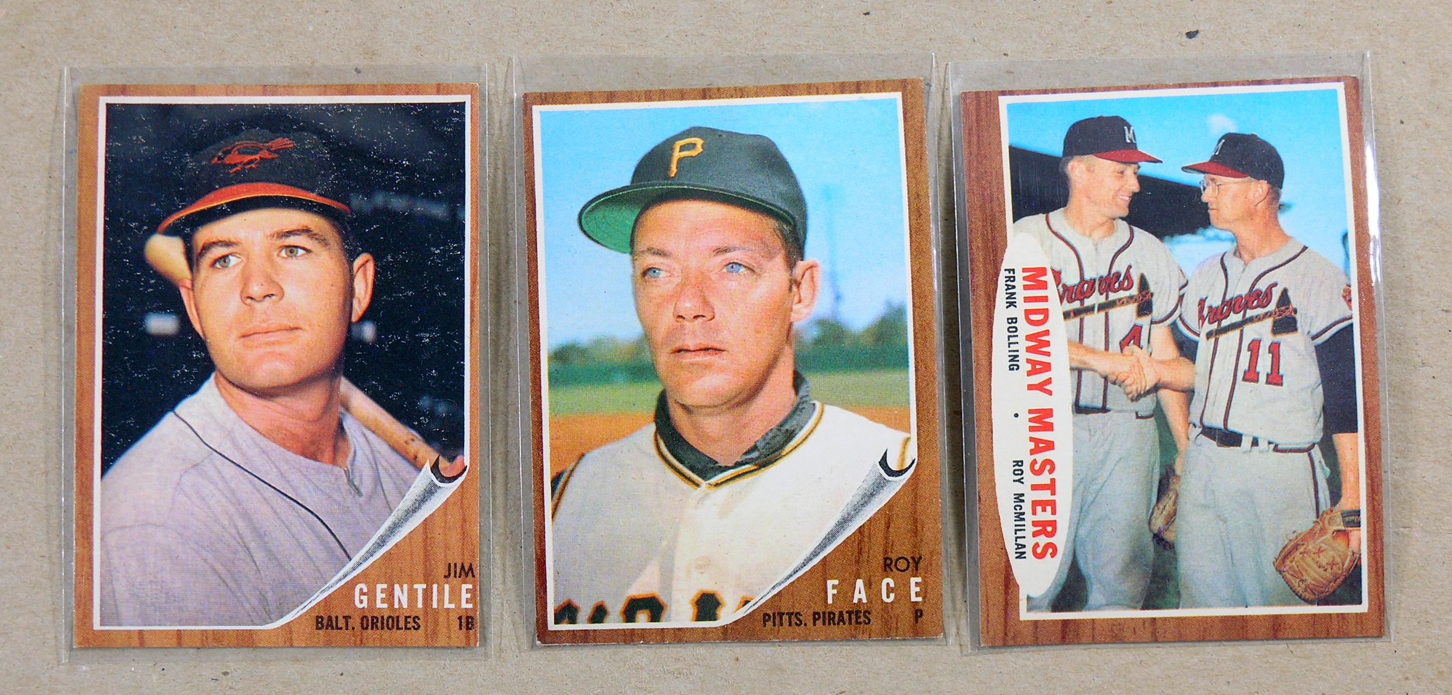 (16) 1962 Topps Baseball Cards VG/EX Conditions. No Creases