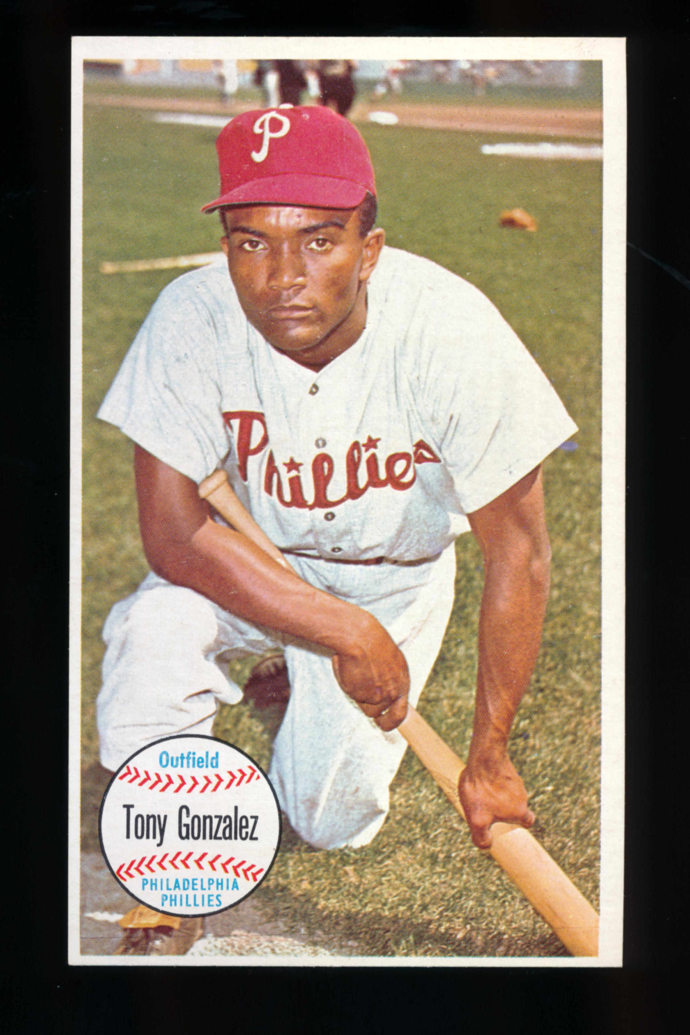 1965 Topps Giants Baseball Card #14 Tony Gonzales Philadelphia Phillies